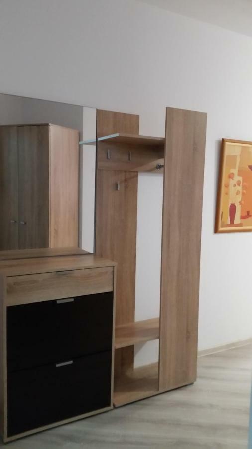 Kolonaki Domus Apartment Jászvásár Kültér fotó