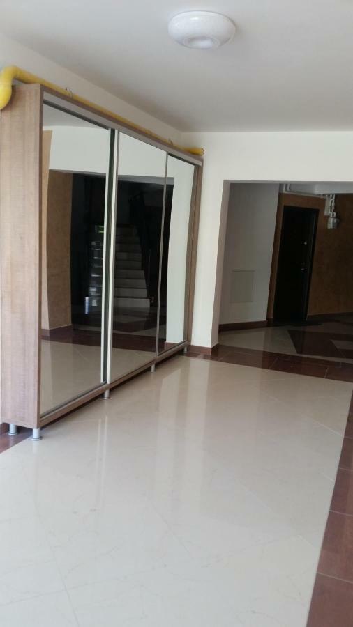 Kolonaki Domus Apartment Jászvásár Kültér fotó