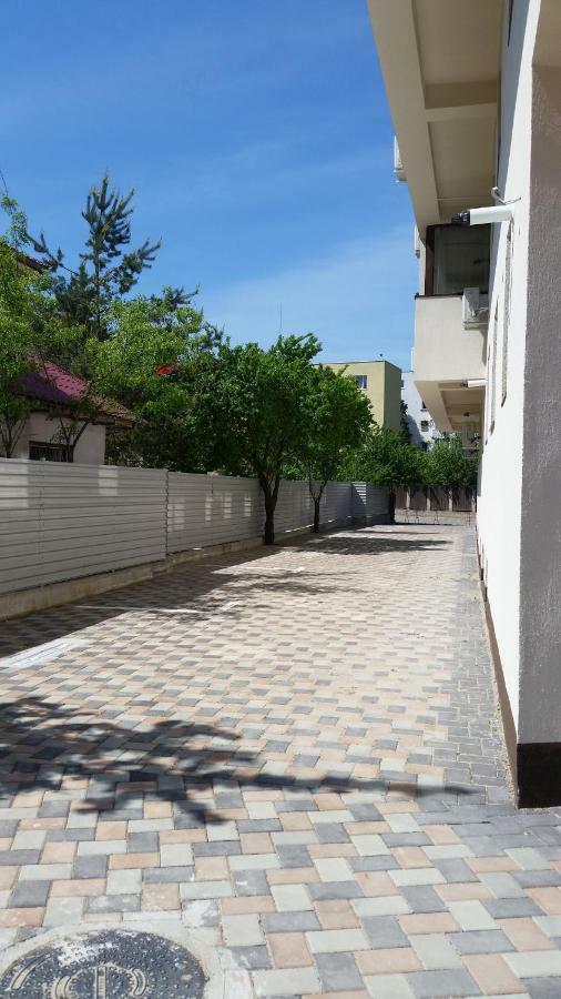 Kolonaki Domus Apartment Jászvásár Kültér fotó