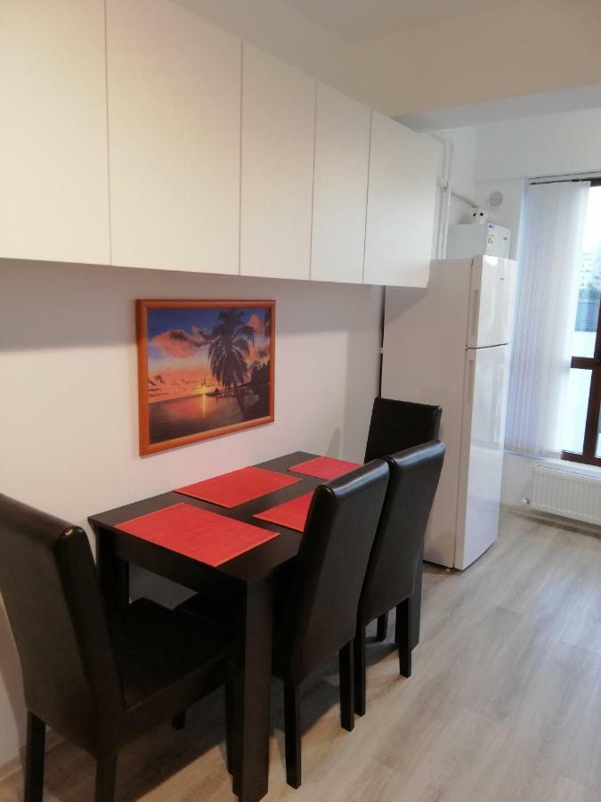 Kolonaki Domus Apartment Jászvásár Kültér fotó