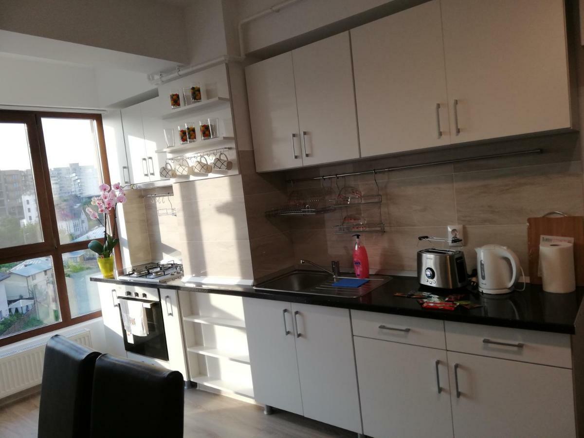 Kolonaki Domus Apartment Jászvásár Kültér fotó