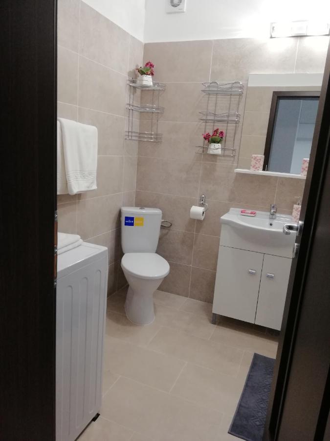Kolonaki Domus Apartment Jászvásár Kültér fotó
